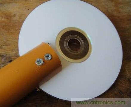想減少電費嗎？DIY一個迷你風力發(fā)電機吧