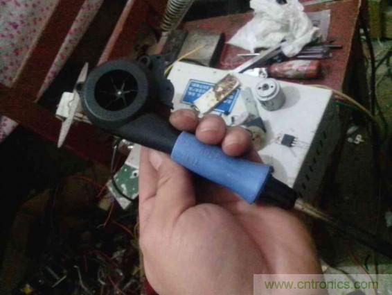 利用廢品制作熱風(fēng)槍！