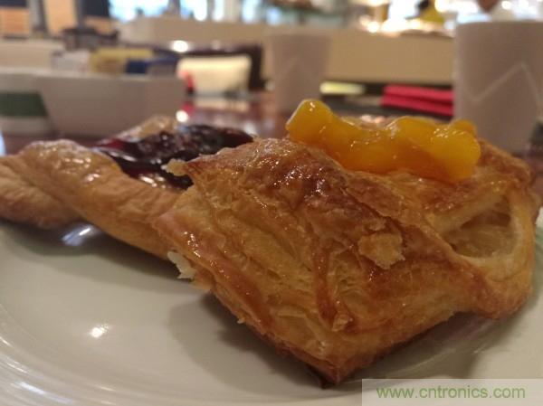 新旗艦Mate 8全評(píng)測(cè)：橫空出世！能否延續(xù)一機(jī)難求？