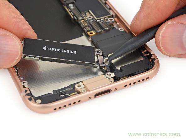 iPhone 8首拆：無(wú)線(xiàn)充電版本的iPhone 7？