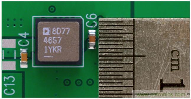 20VIN、8A高效率微型封裝降壓型µModule器件