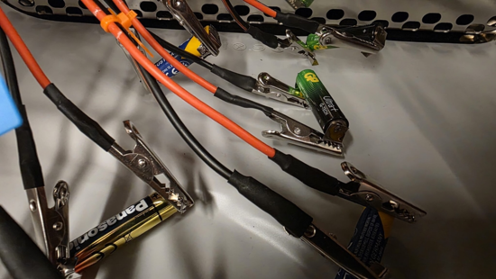 AAA電池怎么選？5款AAA堿性電池實測，結果可能出乎意料